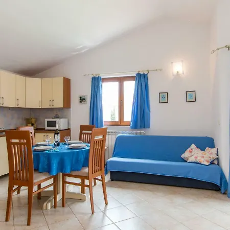 בית נופש Holiday Pavlovy Ližnjan